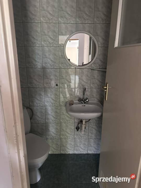 lokal 80 m2 z działką 600m2