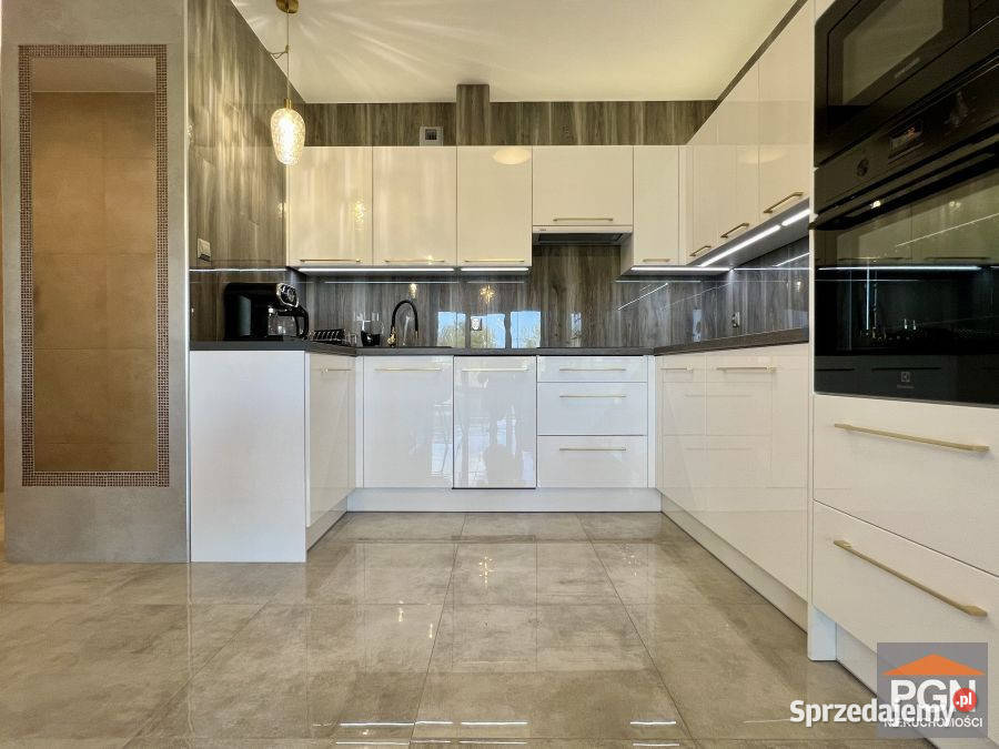 Do sprzedaży mieszkanie 479m2 2 pokoje Dziwnów Nieruchomości