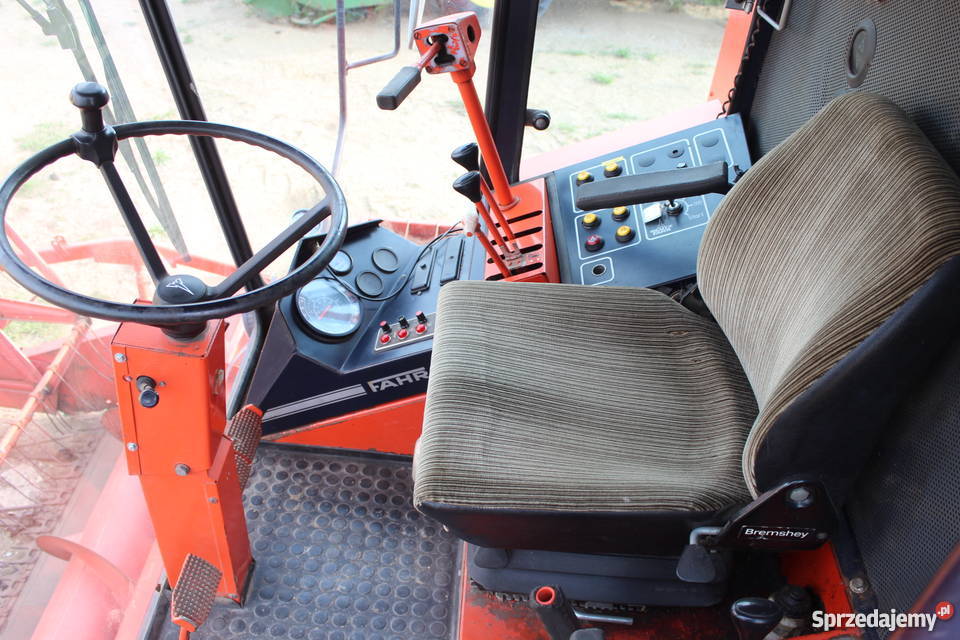 Deutz Fahr M2480 kombajn zbożowy Sokoły