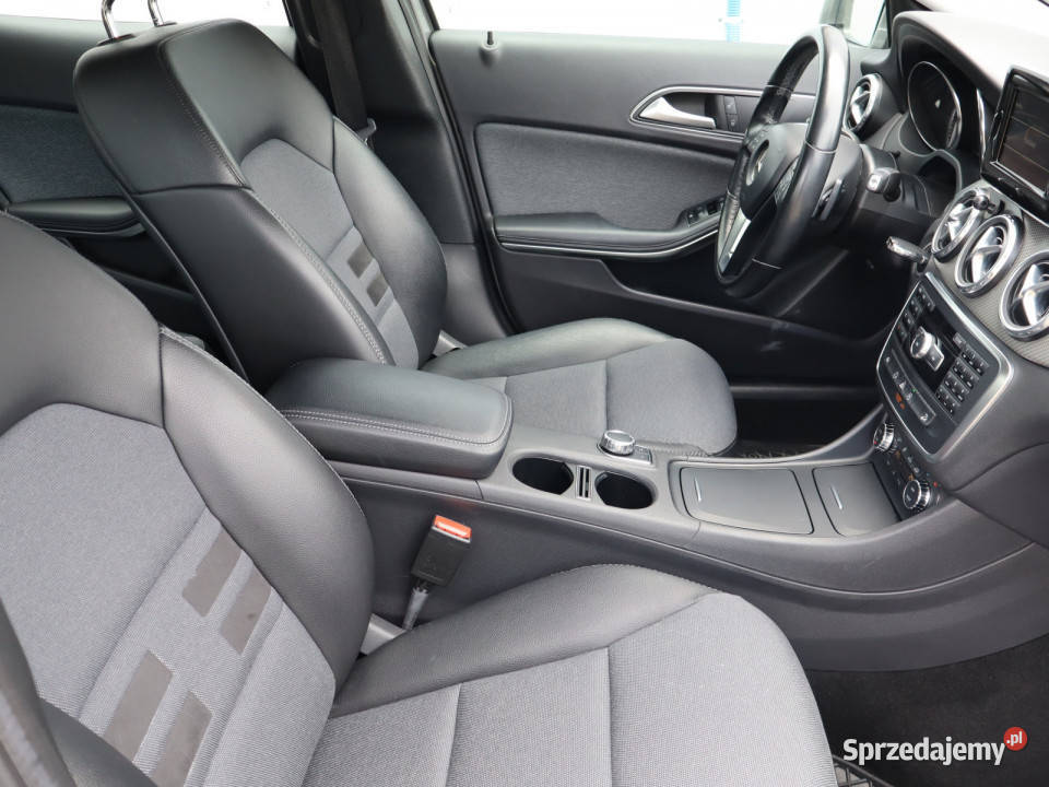 Mercedes GLA GLA 250 pierwszy właściciel Piaseczno