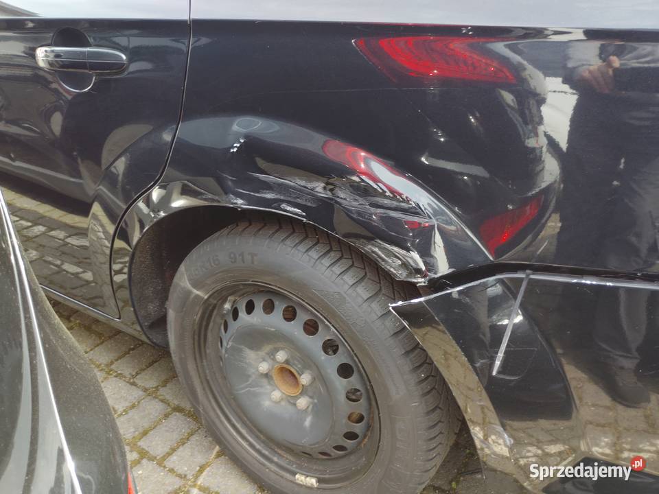 Ford Mondeo MK4 LIFT 2012r Lekko uszkodzony poduszka powietrzna Witkowo