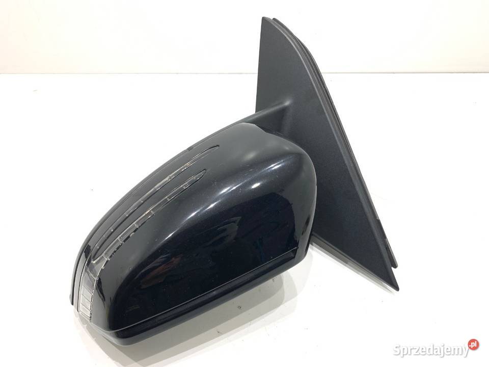 LUSTERKO LEWY MERCEDES W176 Hatchback 1218