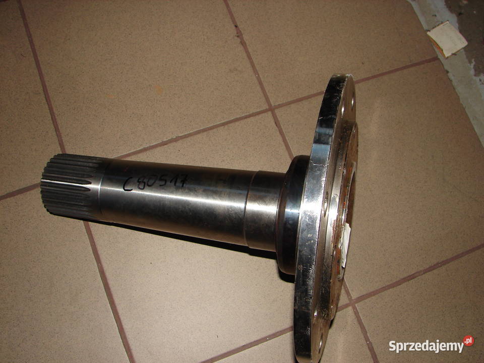 Wał koła Ursus c 385 86161040 Brzeziny