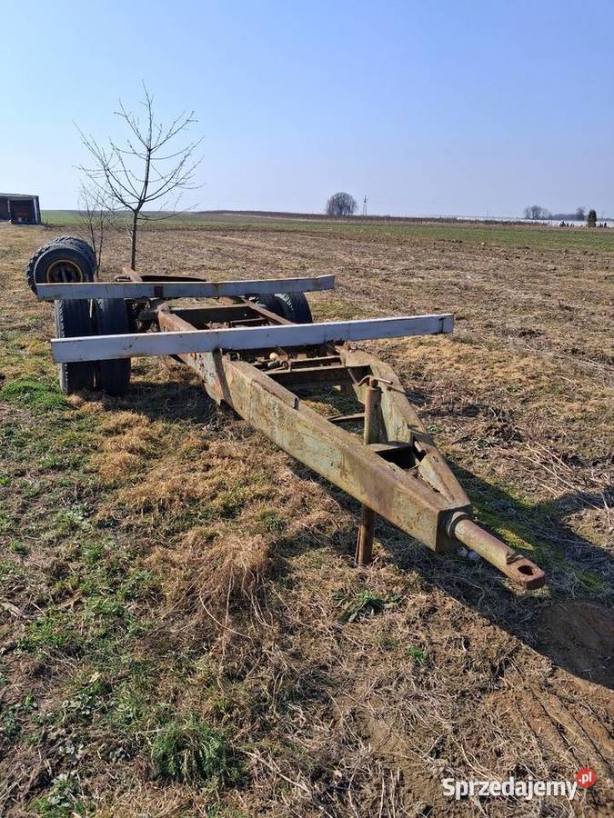 Przyczepa jednoosiowa rama resory obrotnica