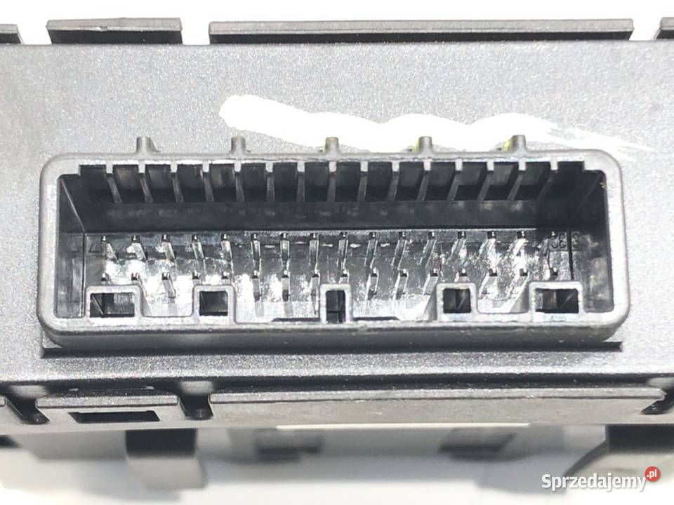 MODUŁ KOMFORTU RENAULT CLIO V 284Y6 Hatchback osobowe