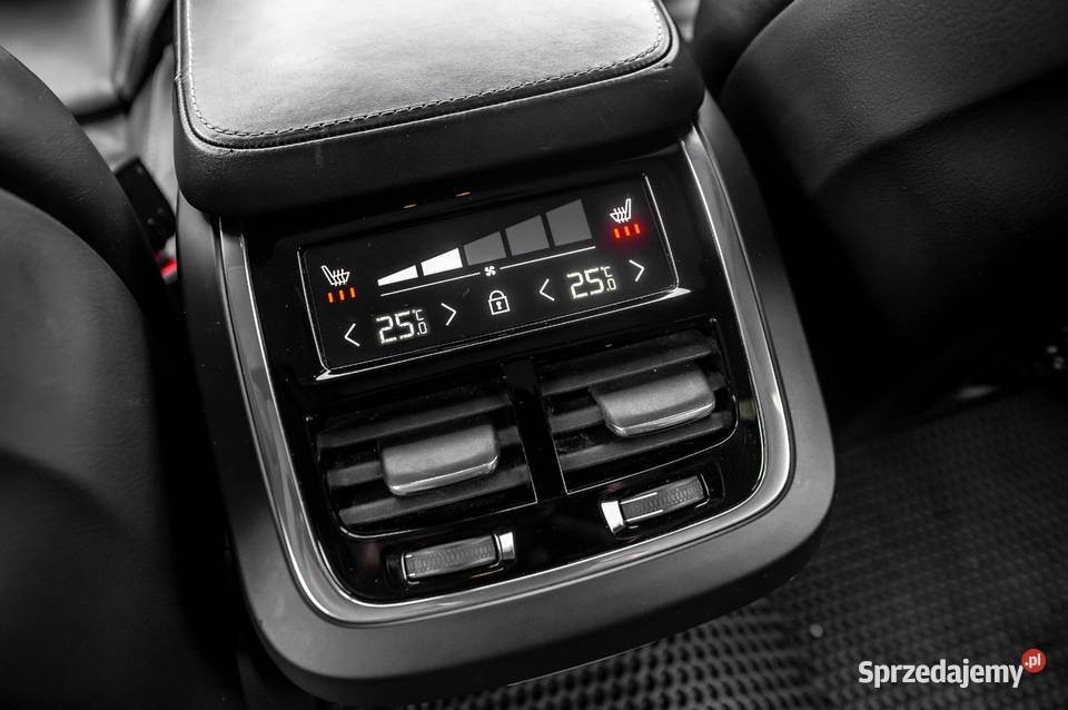 Volvo XC90 RDesign Piękny stan nawigacja sprzedam