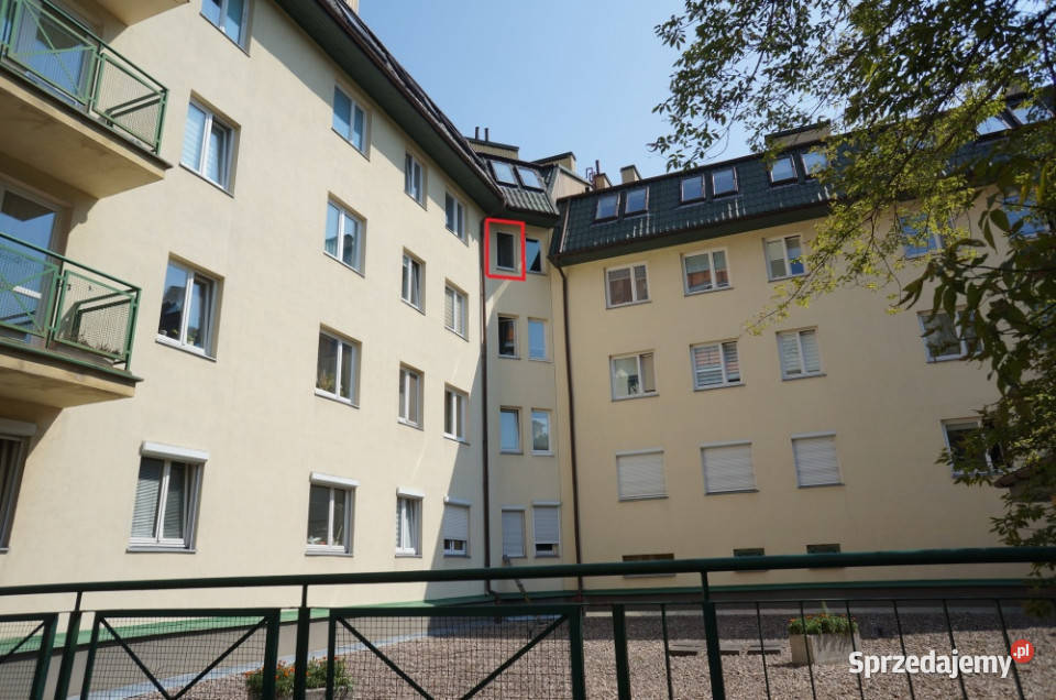 Sprzedam 492 m2 dwa pokoje osobna kuchnia mazowieckie
