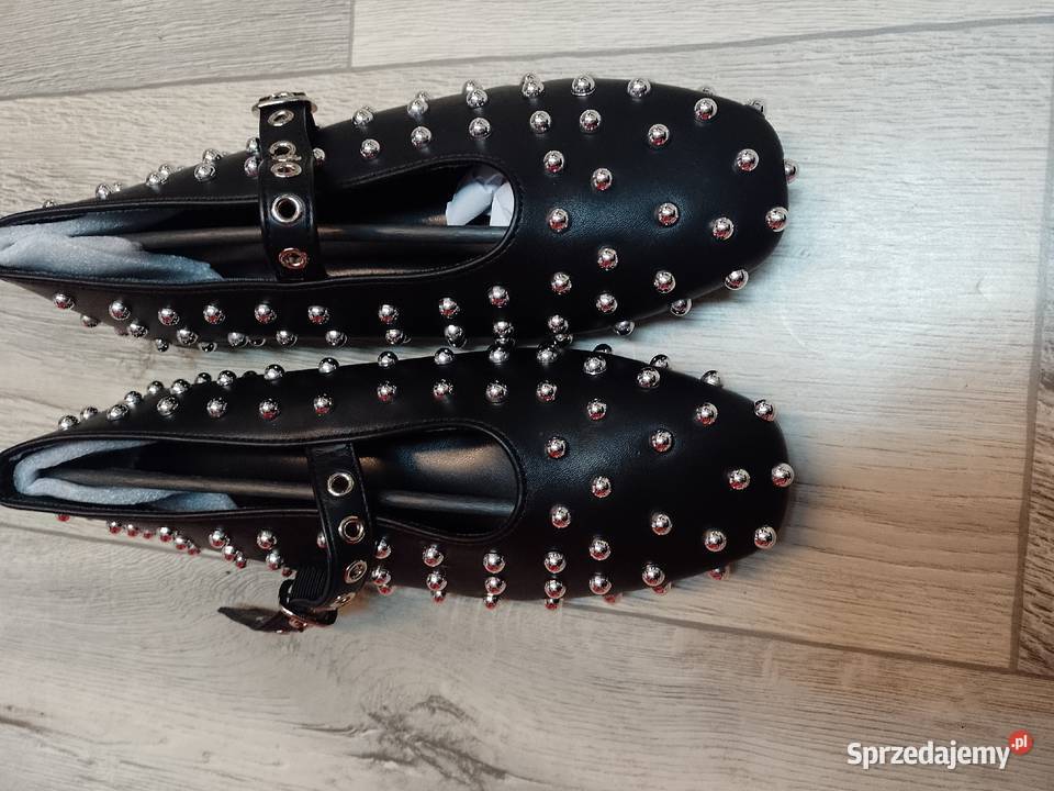 3940 Czarne bogato zdobione baleriny wieczorowe Kraków