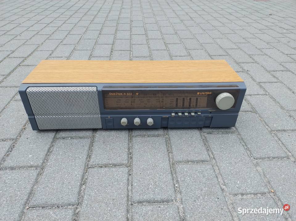 Stare radio Unitra Śnieżnik R 502 PRL design Gdynia