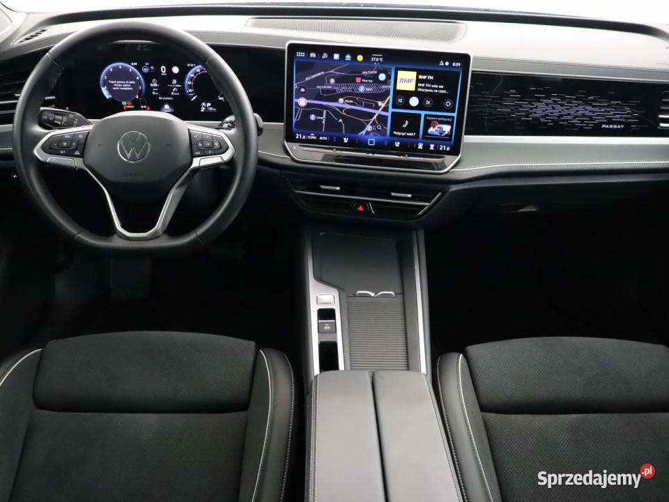 VW Passat 15 eTSI ACT Bielany Wrocławskie