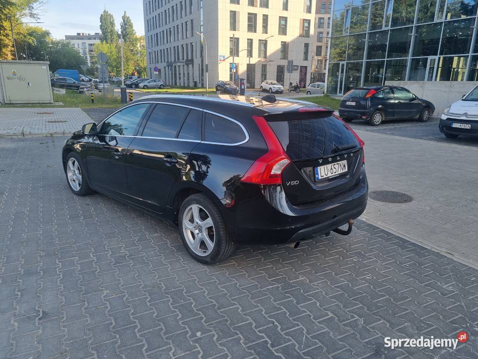 Volvo V 60 niski przebieg Faktura vat 23