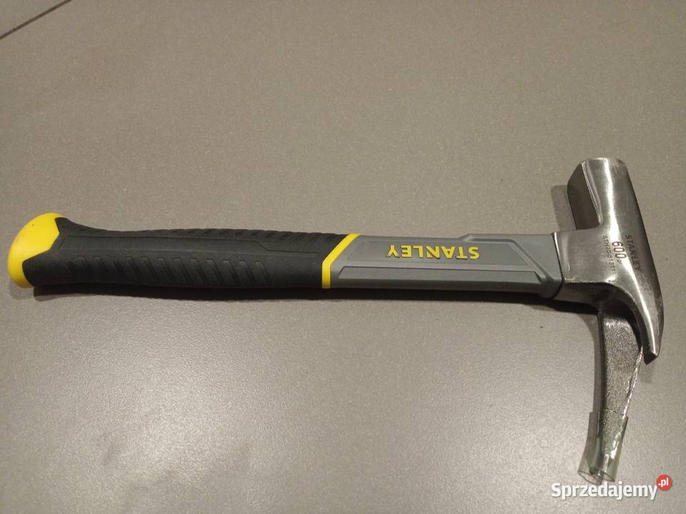Młotek ciesielski Stanley 600 Końskie