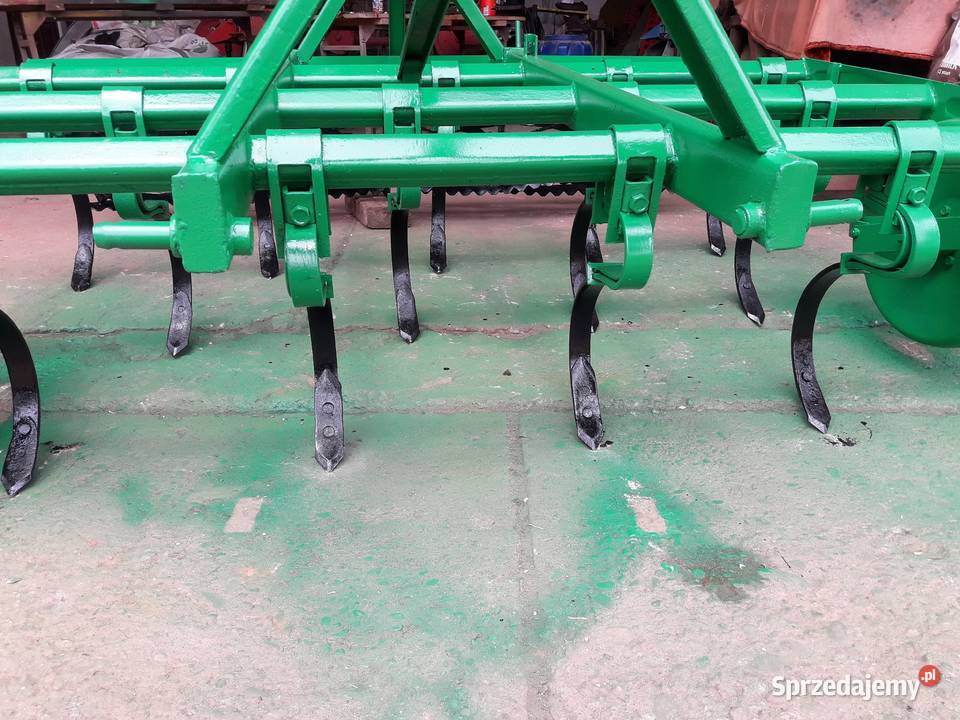 Kultywator z wałkiem Uszew