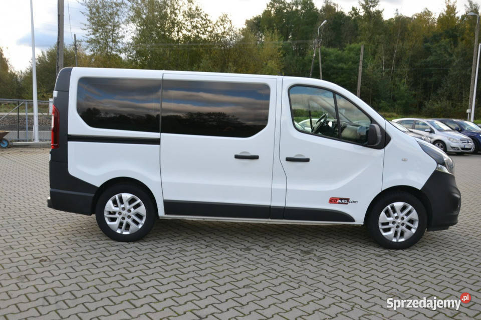 Opel Vivaro 16 cdti 125 6biegów 9osobowy 2x