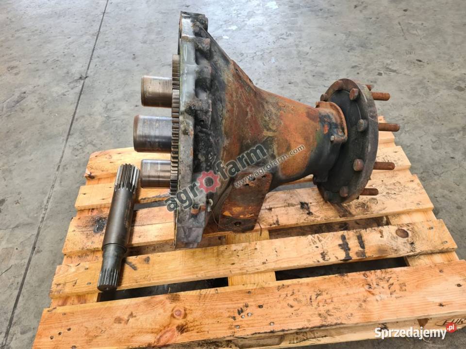 ZWOLNICA FENDT 824 VARIO SCR 934152150232 Byków
