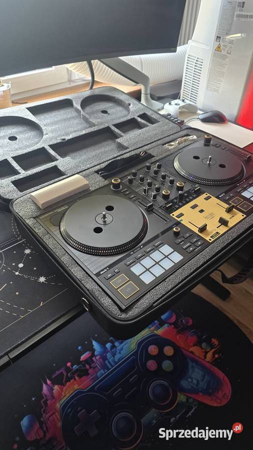 Hercules dj control inpulse t7 premium dodatki