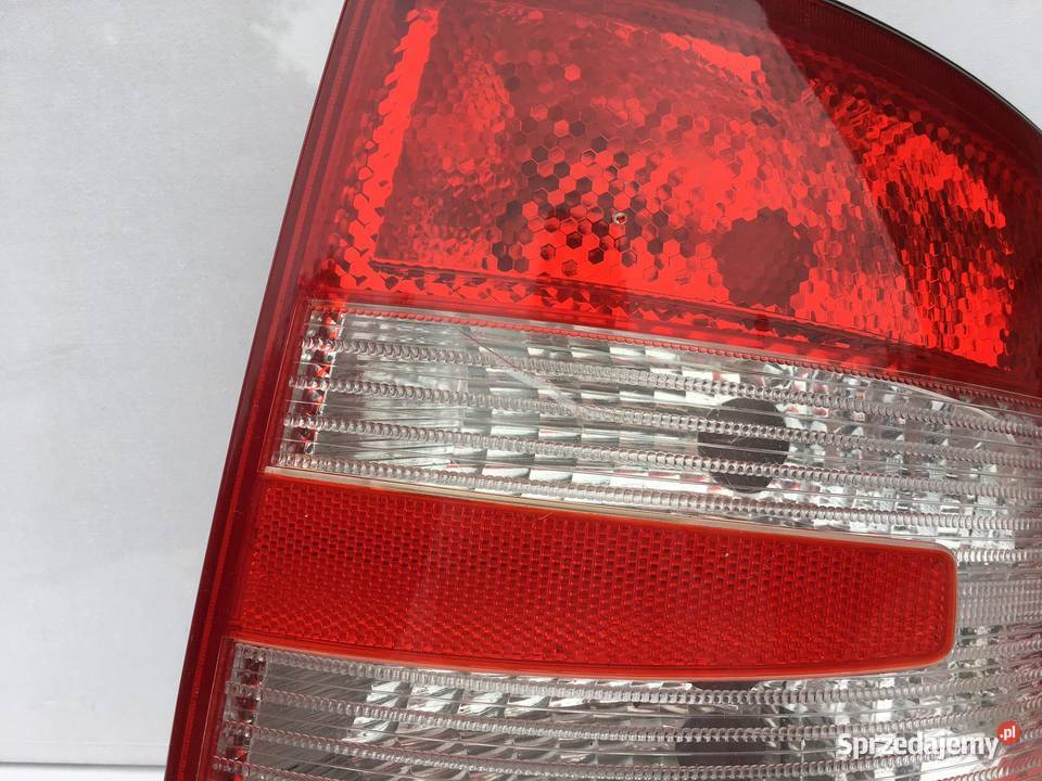 SKODA FABIA 2 LIFT KOMBI PRAWA Ostroróg sprzedam