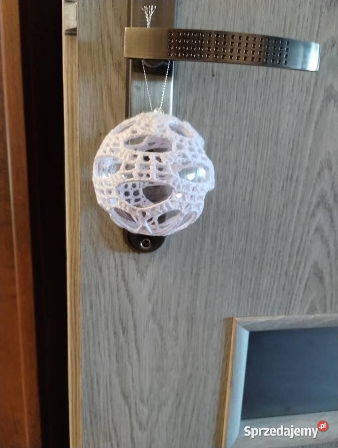 Szydełkowa bombka biały Nieżywięć