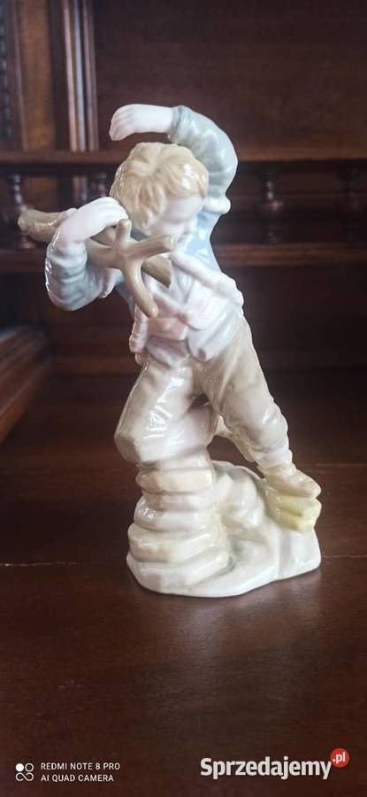 Figurka chłopca z chrustem Made in Spain pomorskie Gdańsk