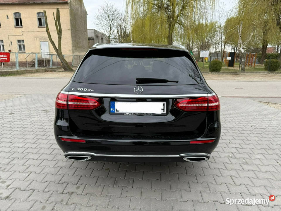 Mercedes E 300 E300de EQPower Hybrid 50 na kamera cofania Mercedes-Benz Syców