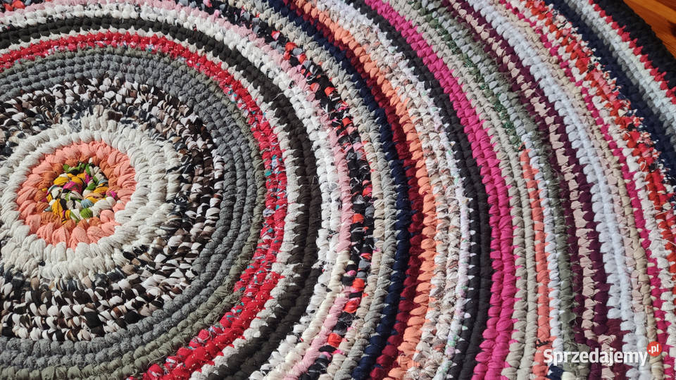 Dywan okrągły średnica 144 rękodzieło zero waste wielokolorowy sprzedam