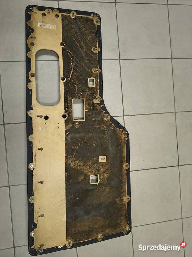 Boczek klapy discovery 2 tapicerka obudowa drzwi Rok produkcji 2004 wielkopolskie sprzedam