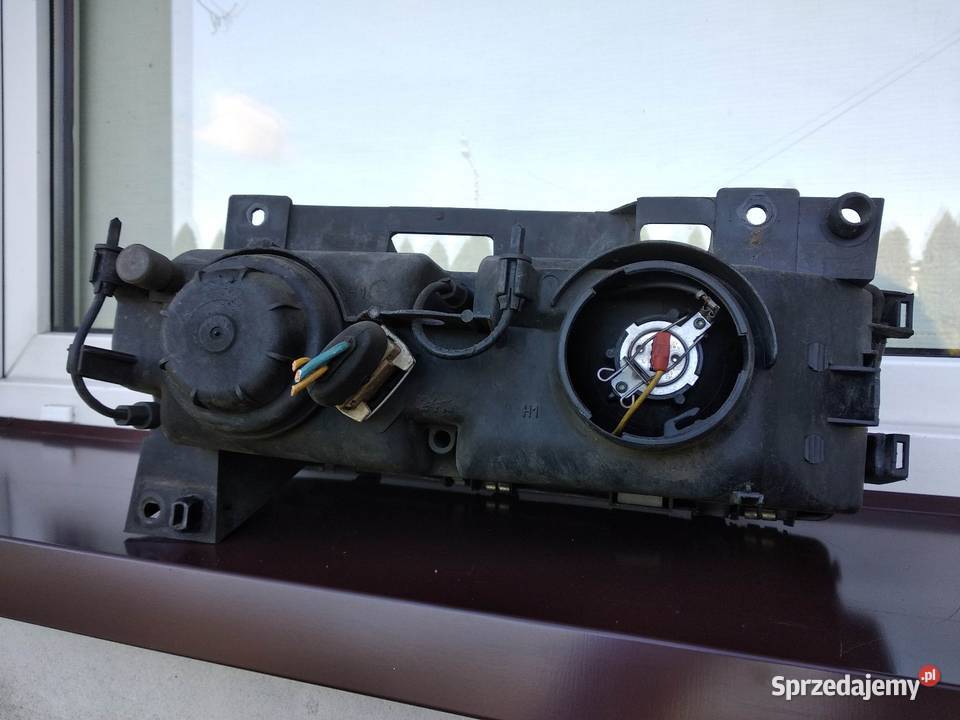 Citroen XM MK2 lampa przednia prawa reflektor łódzkie Sieradz