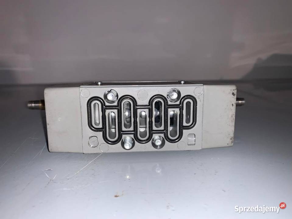 BOSCH 0820024992 DIRECTIONAL CONTROL VALVE Warszawa