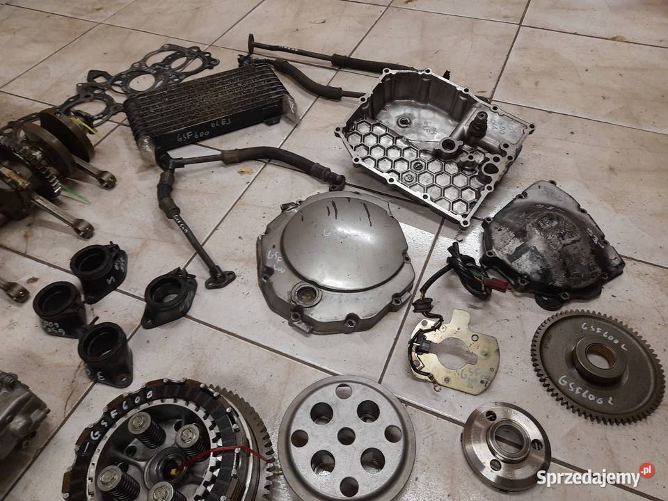 Suzuki GSF 600 silnik n717 części Bandit Pozostałe Jelenia Góra
