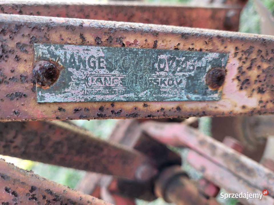 Pług zagonowy 2x skibowy z przedpłużkami w Wąbrzeźno