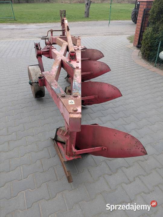 Pług 4 skibowy zagonowy rolnika