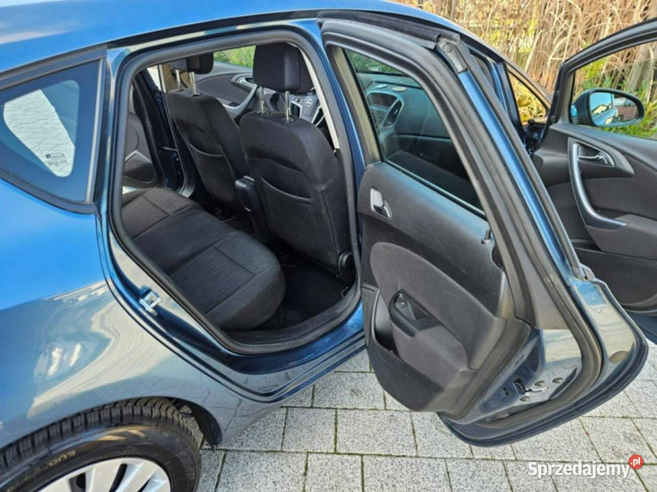 Opel Astra 16 115 klima elektryka parktronik Astra Strzegom sprzedam