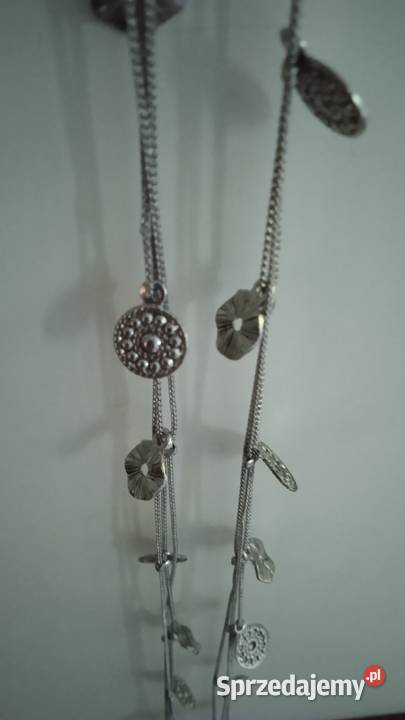 DŁUGI NASZYJNIK SREBRZONY Z TRZECH ŁAŃCUSZKÓW Piła sprzedam