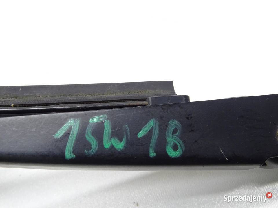 RAMIĘ PIÓRO WYCIERACZKI TYŁ A1768200544 MERCEDES osobowe