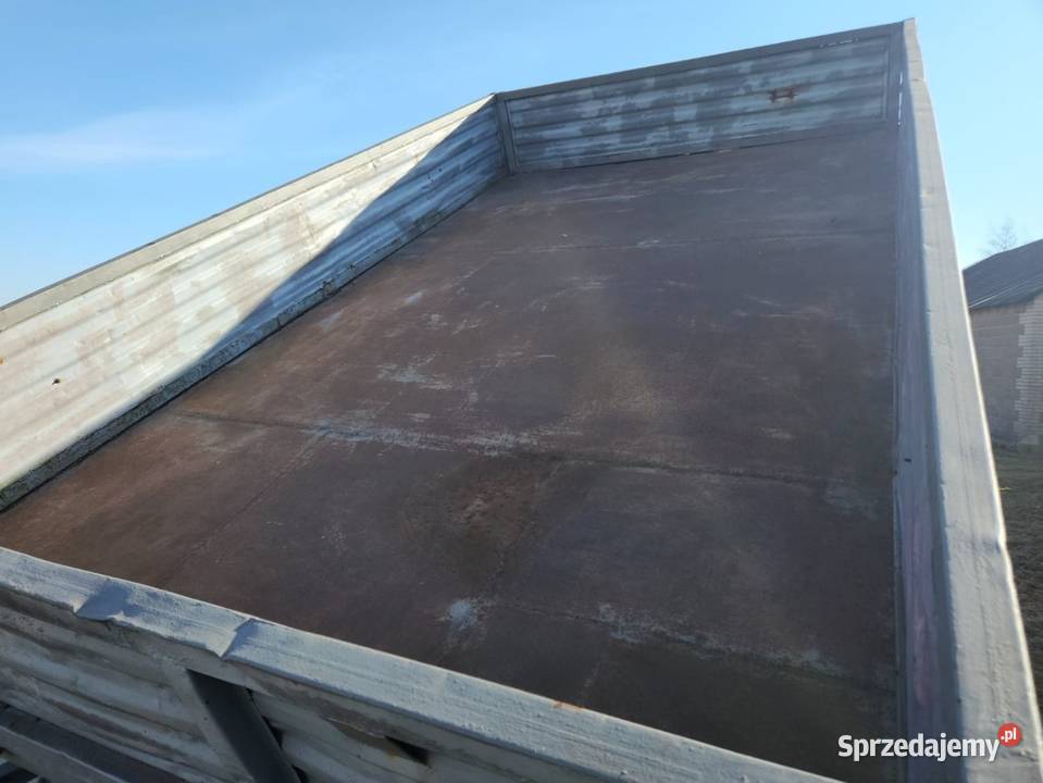 Przyczepa d47 wywrotka na trzy strony Kuźmy