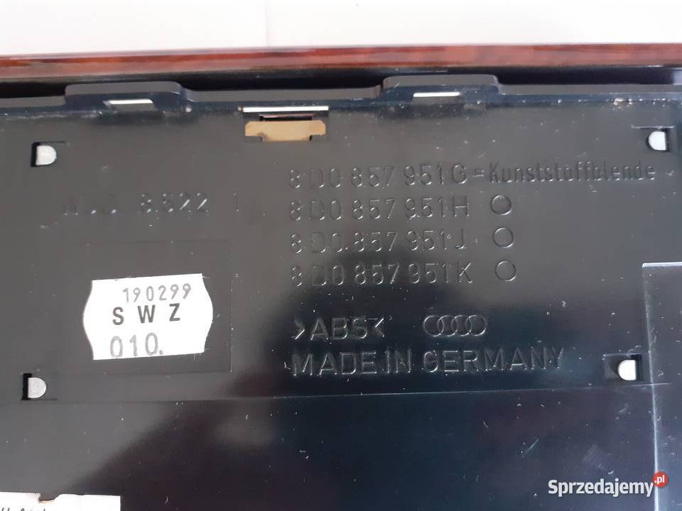 Popielniczka Audi A4 B5 24 V6 Quattro ORYGINAŁ Stara Wieś