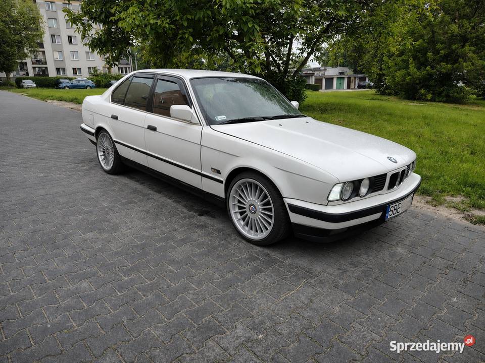 BMW 520 i E34 sedan z sprawną klimatyzacją Będzin