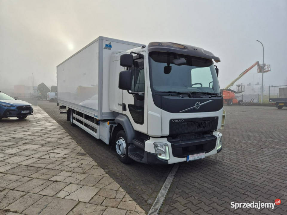 Volvo FL240 Volvo FL 240 4X2 18 EP CHŁODNIA SKAB diesel