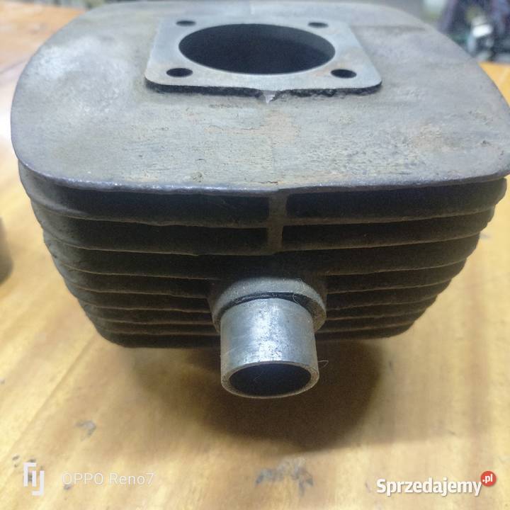 Cylinder żeliwny WSK 125