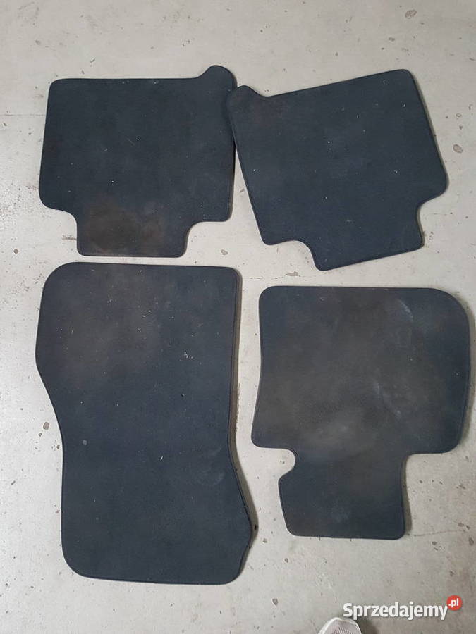 BMW 2 F45 F46 WYCIERACZKI DYWANIKI WEWNETRZNE osobowe