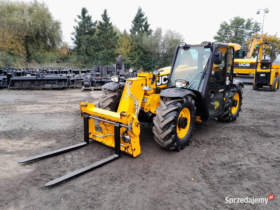 JCB 52758 AGRI 2011R ŁADOWARKA TELESKOPOWA 52450 nie Krotoszyn sprzedam