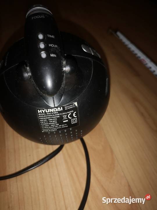 Radio Hyunday kulka z wyświetlaczem godziny na Yosan dolnośląskie Wałbrzych