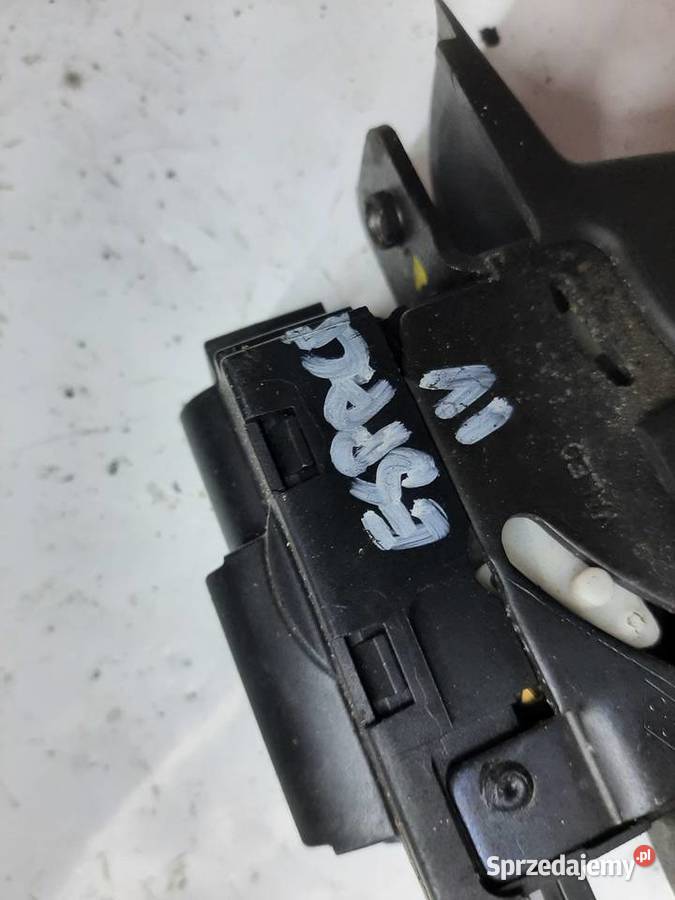 Renault Espace 4 IV zamek klapy tylnej tył osobowe Ksawerów