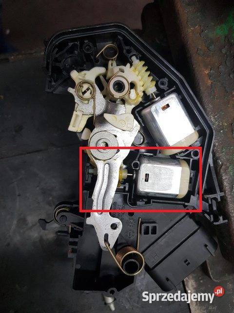 Silniczek napęd silnik zamka drzwi Volvo S60 V60 Września sprzedam