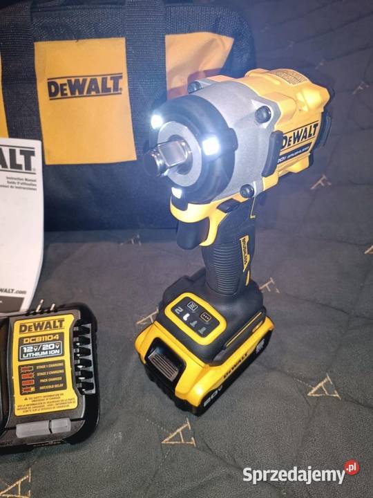 Klucz udarowy bezszczotkowy Dewalt Dcf921 20 V