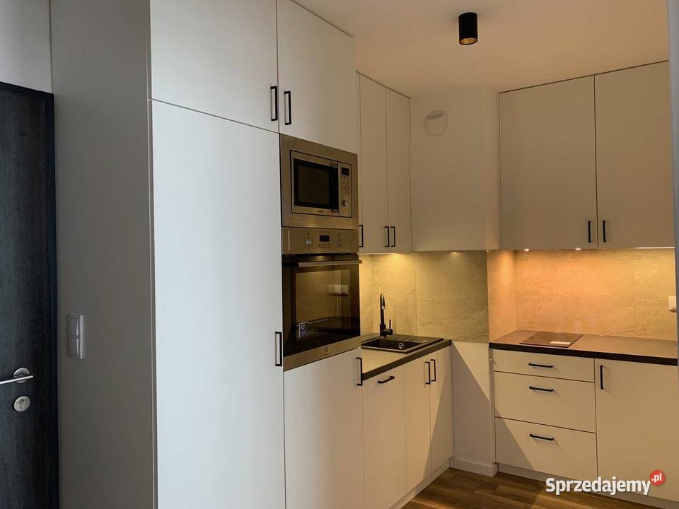 oddzielne pokoje balkon szybki dojazd d Warszawy sprzedam