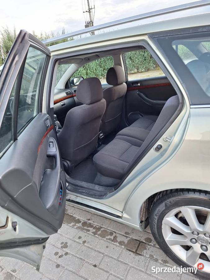 Toyota Avensis t25 Lubichowo