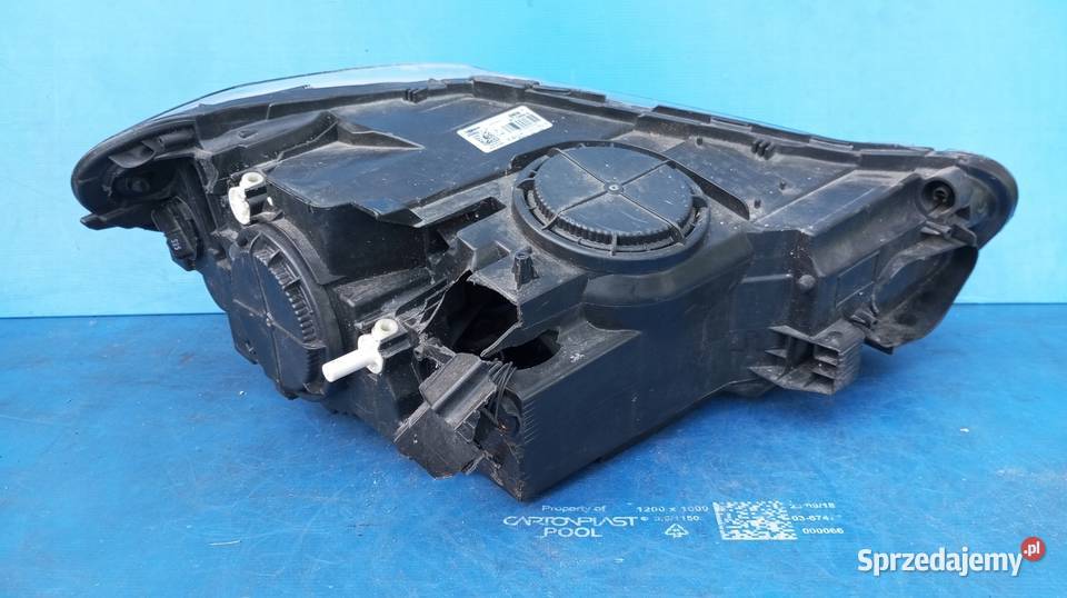 LAMPA LEWY PRZÓD REFLEKTOR EU 7346533 BMW X1 F48 Nowy Tomyśl sprzedam