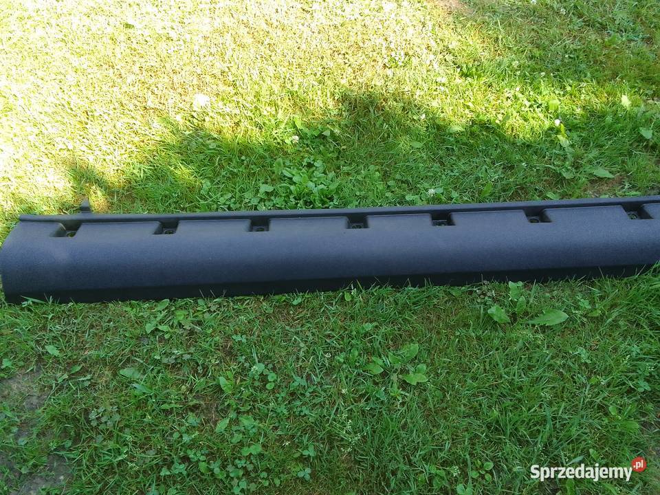 Listwa progowa Suzuki 7724179J0