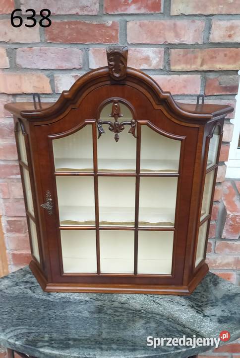 Witryna wisząca z półkami Szafka 638 Gawroniec